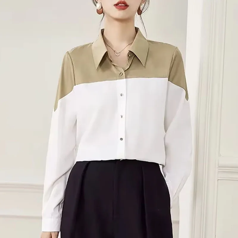 Женская блузка с отложным воротником длинным рукавом