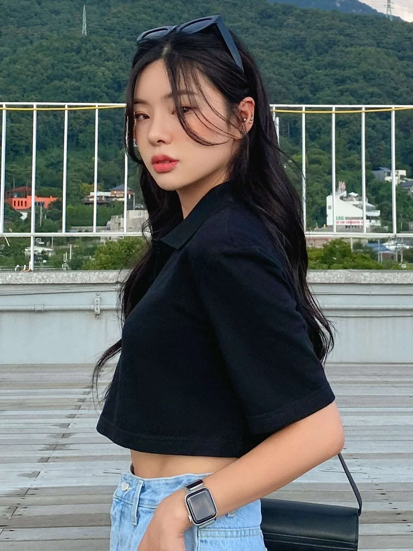 

y2k Solid Button Front Crop Tee