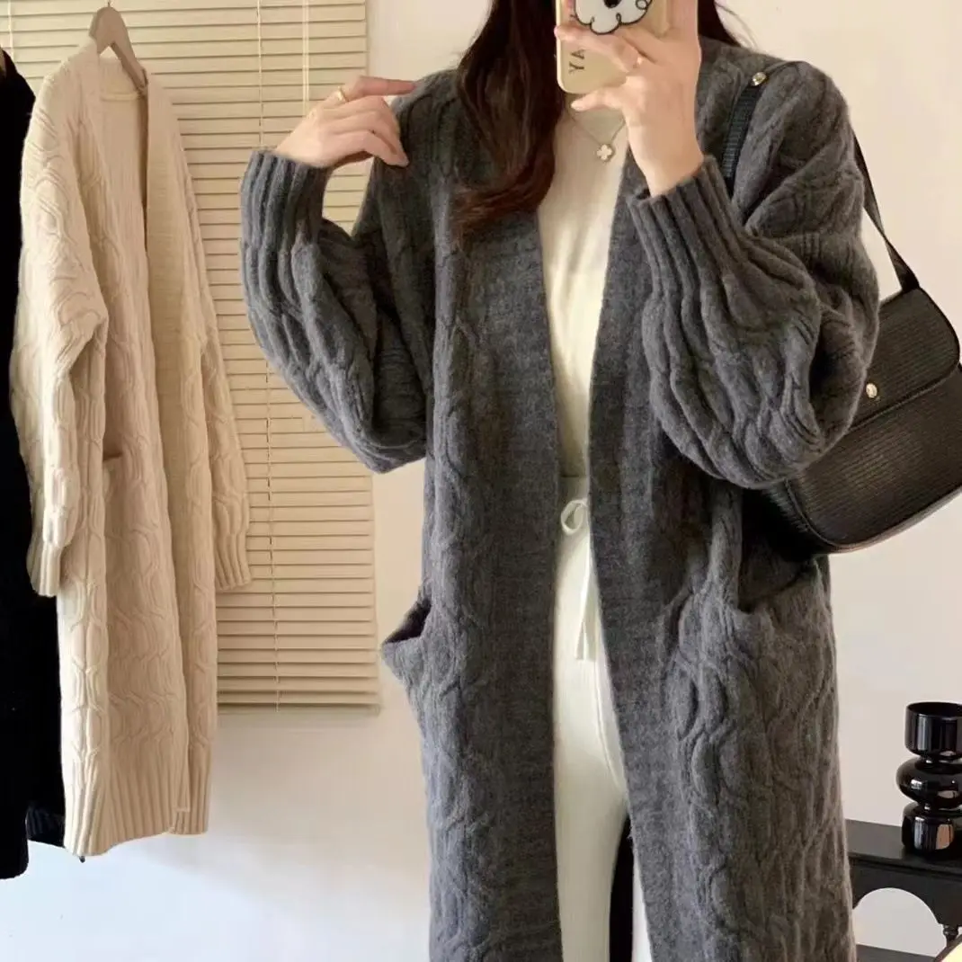 

Women's sweater autumn and winter new long lazy style Fried Dough Twists loose large V-neck top cardigan women