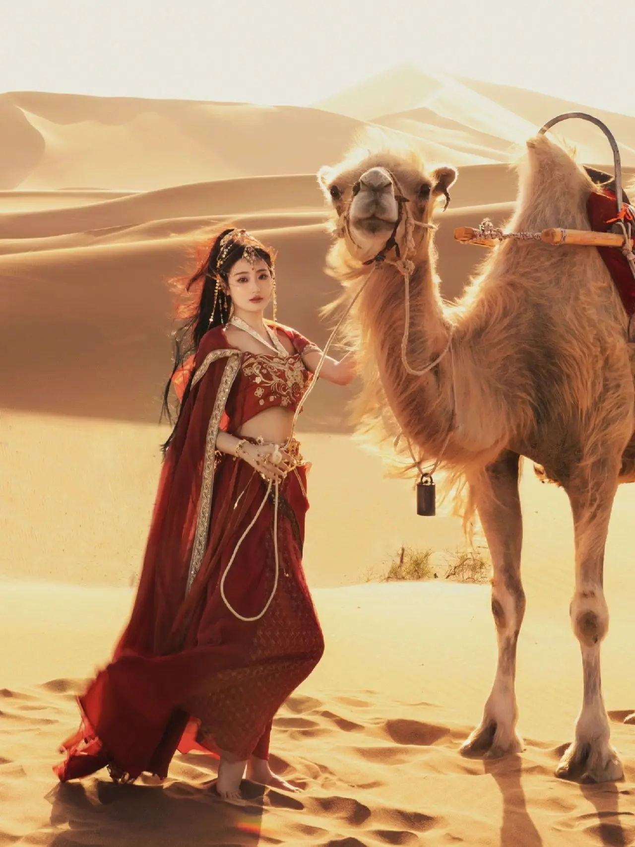 Экзотическая одежда в пустыне костюм сценический Dunhuang Kweichow Moutai Western Trip Shoot