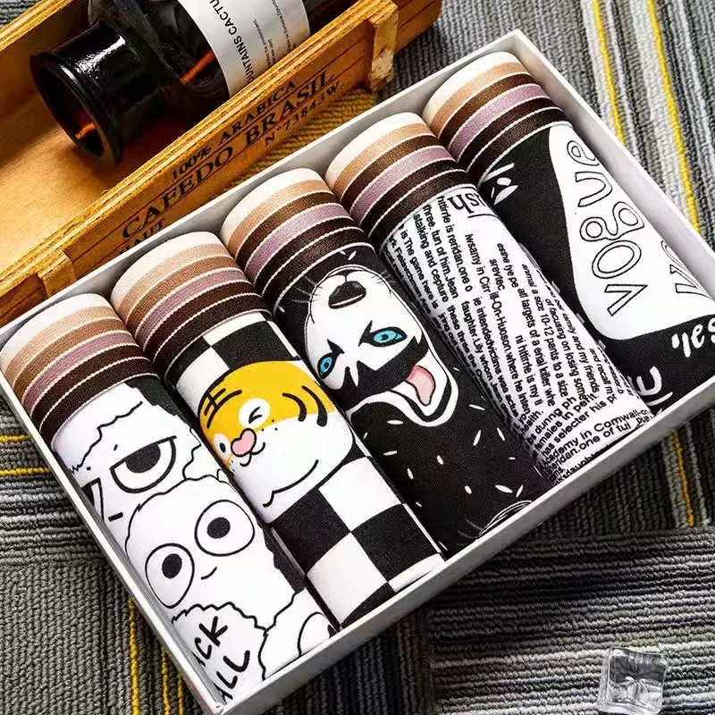 Boxers Men's Underwear Men's Cartoon Underwear Boxer Man Youth Sports Panties Male Comfortable Superior Quality Boxers Shorts