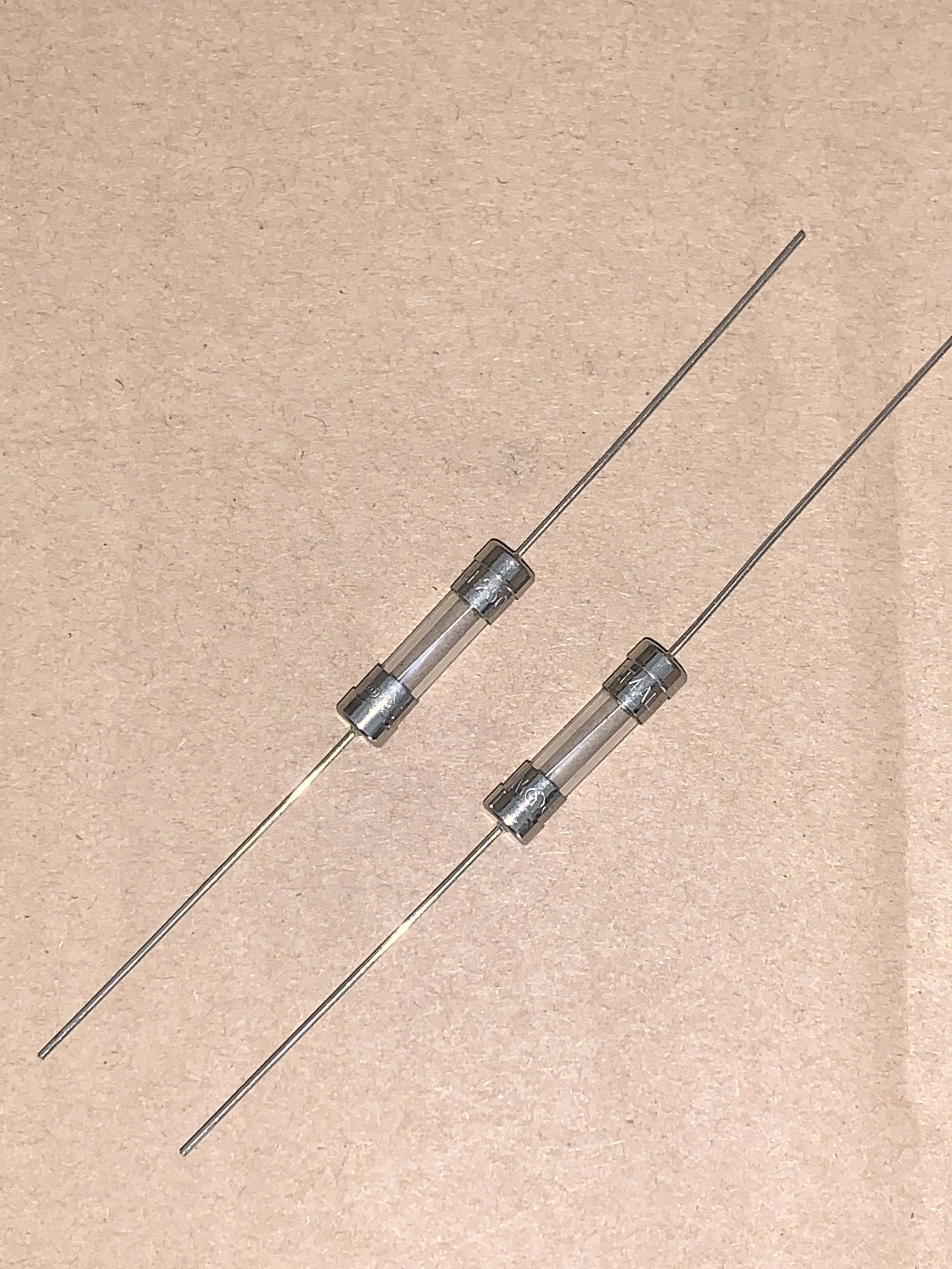 10 шт. 0218004.MXEP 13+ 4A 250V DIP Новый оригинал (art.: 3920d8d2fb575) - 3920d8d2fb575