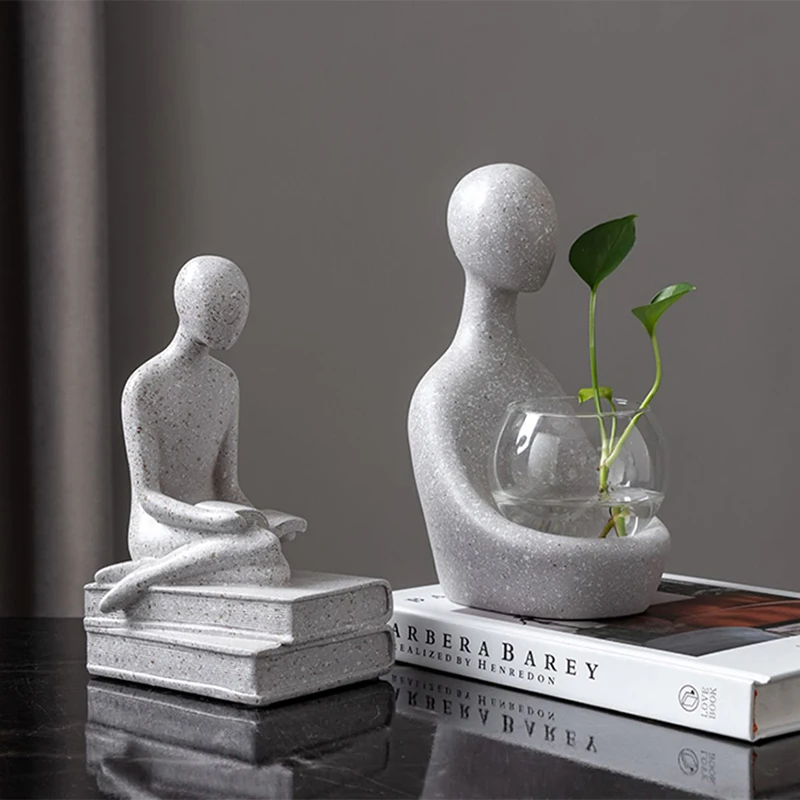 Абстрактная статуя из полимера для семьи