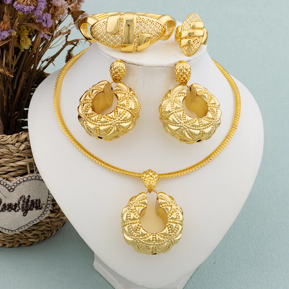 

Round Earrings and Pendant With Box for Women Dubai Bride Gold Plated Necklace Jewelry Trendy African Jewelry for Wedding Party
