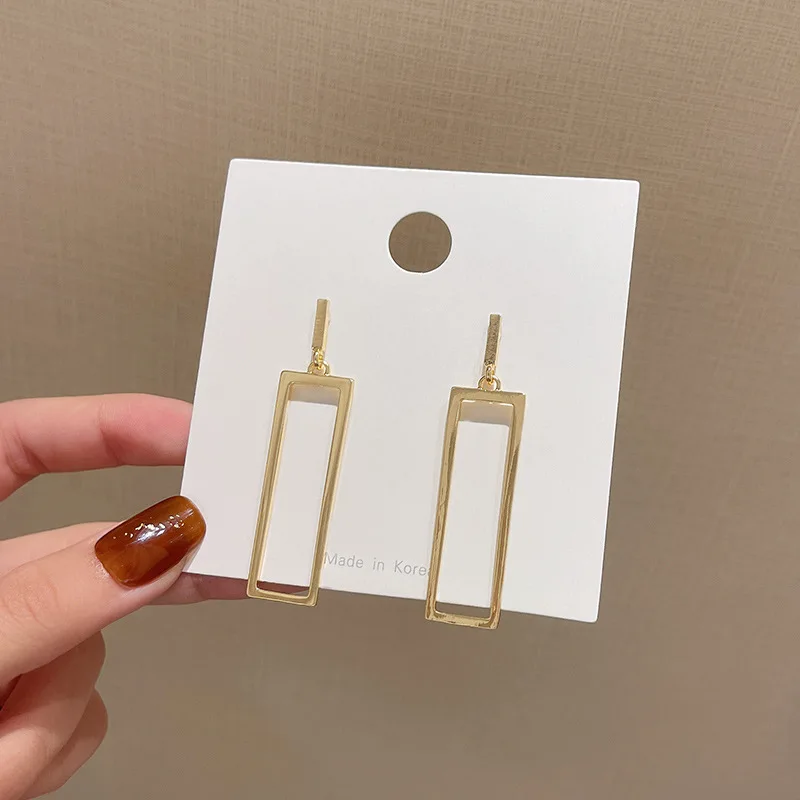 

Fashion Geometric Rectangular Earrings for Women Romantic Earrings Temperament Ears Accessories Wedding Party Jewelry Gifts