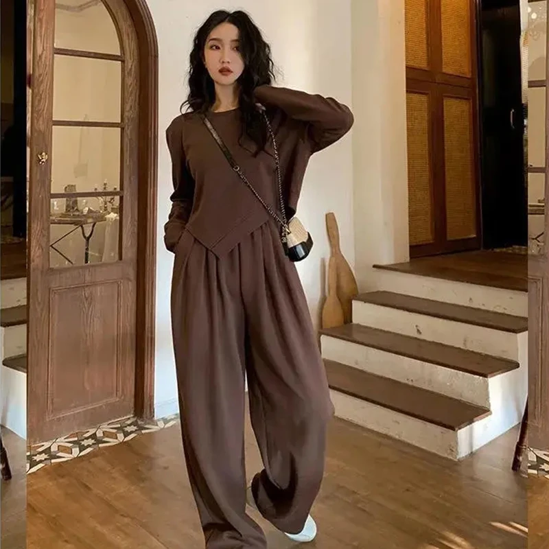 

Женский костюм, корейский нестандартный дизайн, пуловер с круглым вырезом, Короткие топы, спортивный костюм, женский плиссированный Свобод...