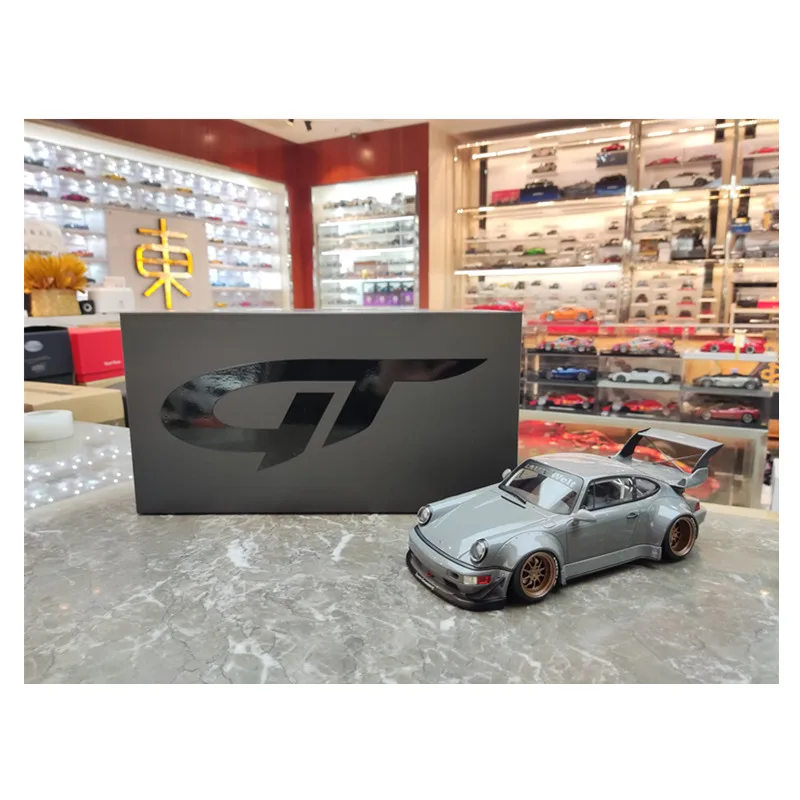 

GT Spirit 1/18 911RWB A limited collection of resin car models