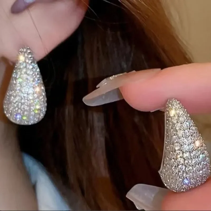 Новые женские серьги с медным вставкой и искусственным цирконом полной