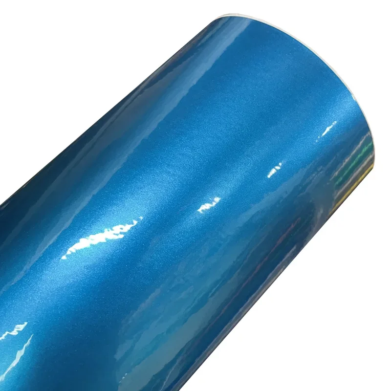 Фото Премиальная глянцевая виниловая пленка Candy Metallic Blue для оклейки авто, самоклеящаяся, с функцией отвода воздуха №1