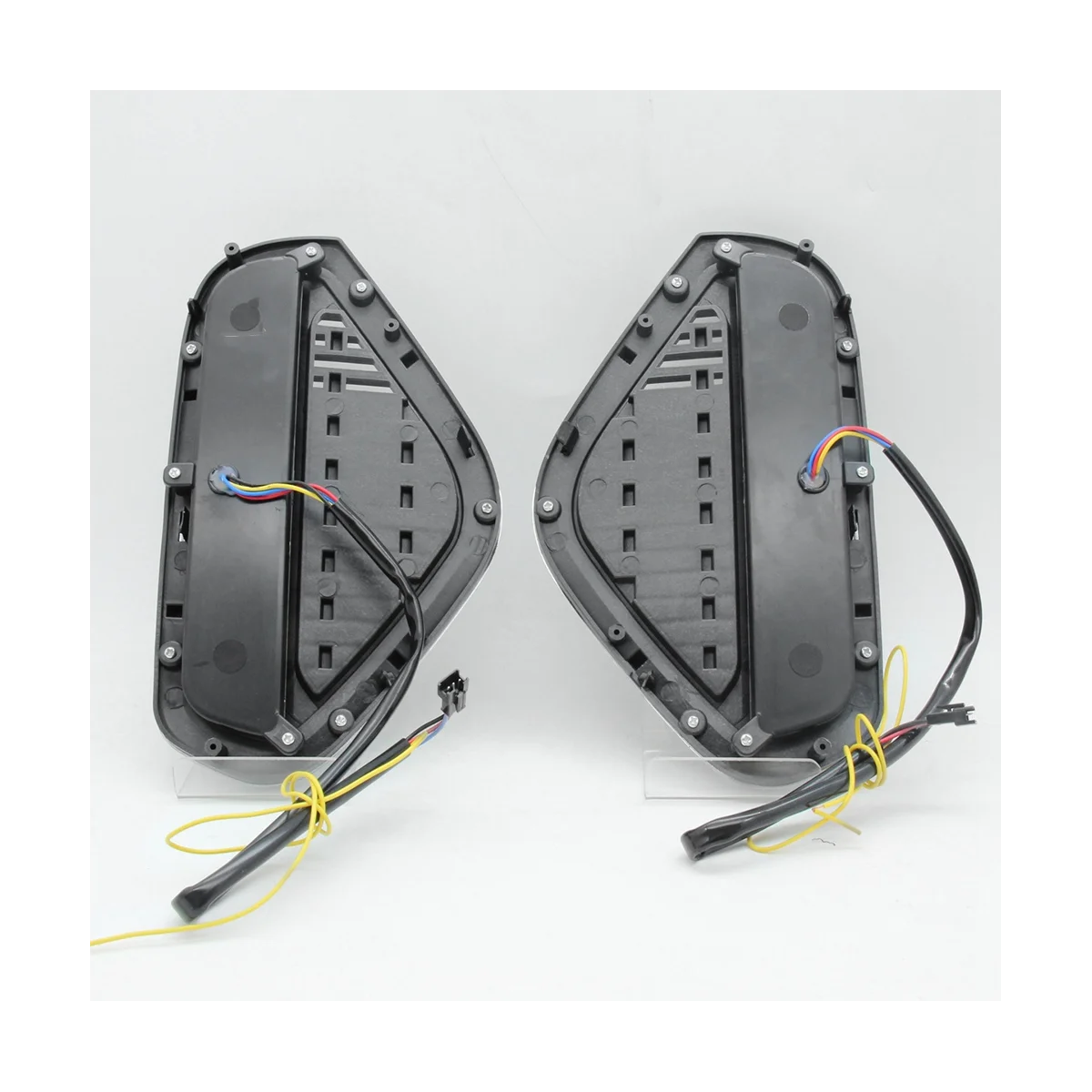 Светодиодный дневные ходовые огни потоковые поворотные 3-цветные для автомобиля