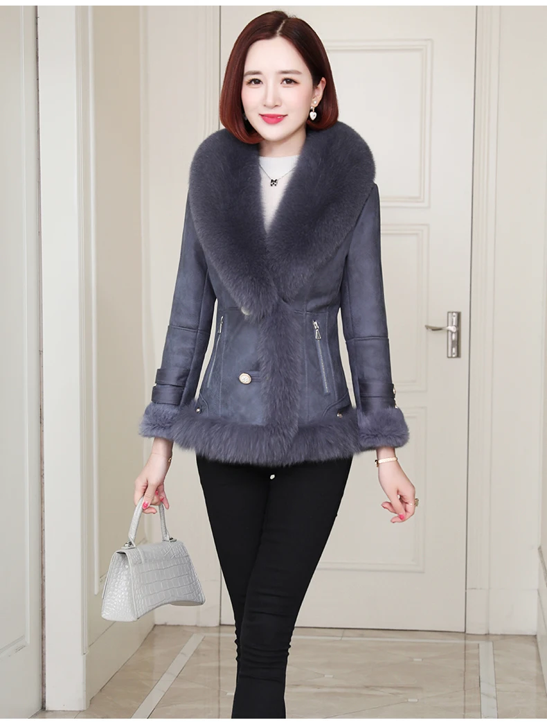 Женское зимнее пальто из натуральной кроличьей кожи с воротником лисьего меха