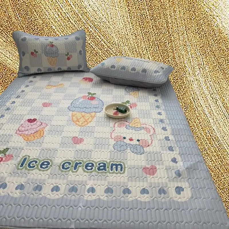 

Cute Style Latex Mat Three-Piece Set for Breathable Comfort