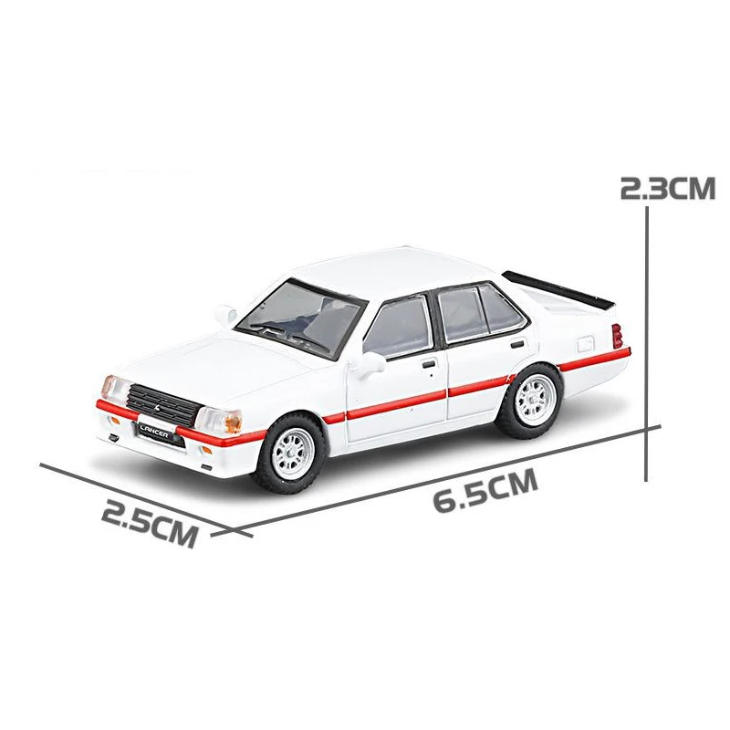 Модель автомобиля игрушечного литья под давлением 3 цвета масштаб 1:64 модель 1979