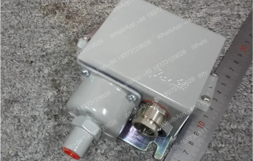 Контроллеры давления KPS31 060-310966, KPS31 060-311066, KPS33 060-310366, KPS33 060-310466, KPS35 060-310066, K (art.: 3920da850f50e) - 3920da850f50e