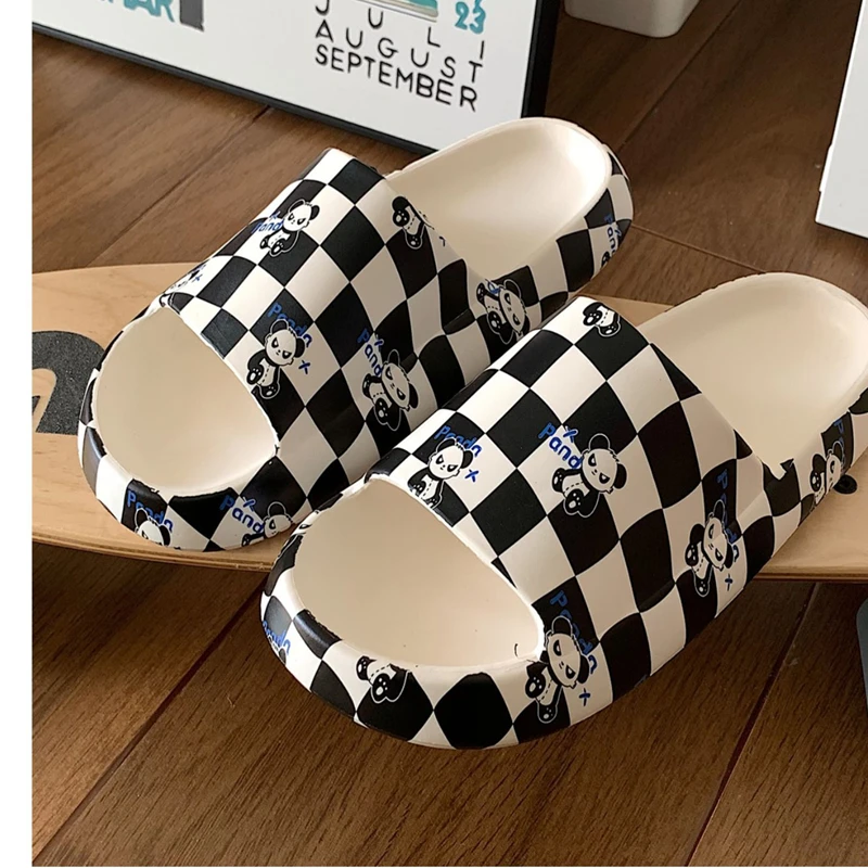 

Chinese Style Cartoon Cartoon Panda Pattern Women's Slippers Comfortable Non-slip Indoor Sandals Summer New Couple Slippers
