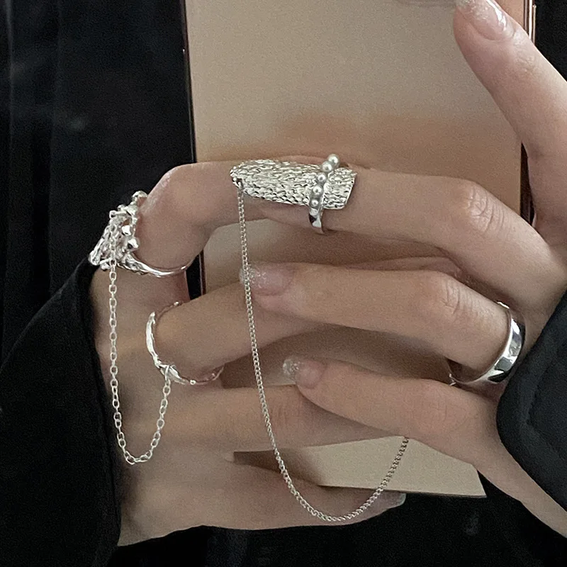 

1PC Punk Rock Long Chain Fingertip Rings for Women Fashion Silver Color Chains Pearl Nail Ring Accessories Gifts