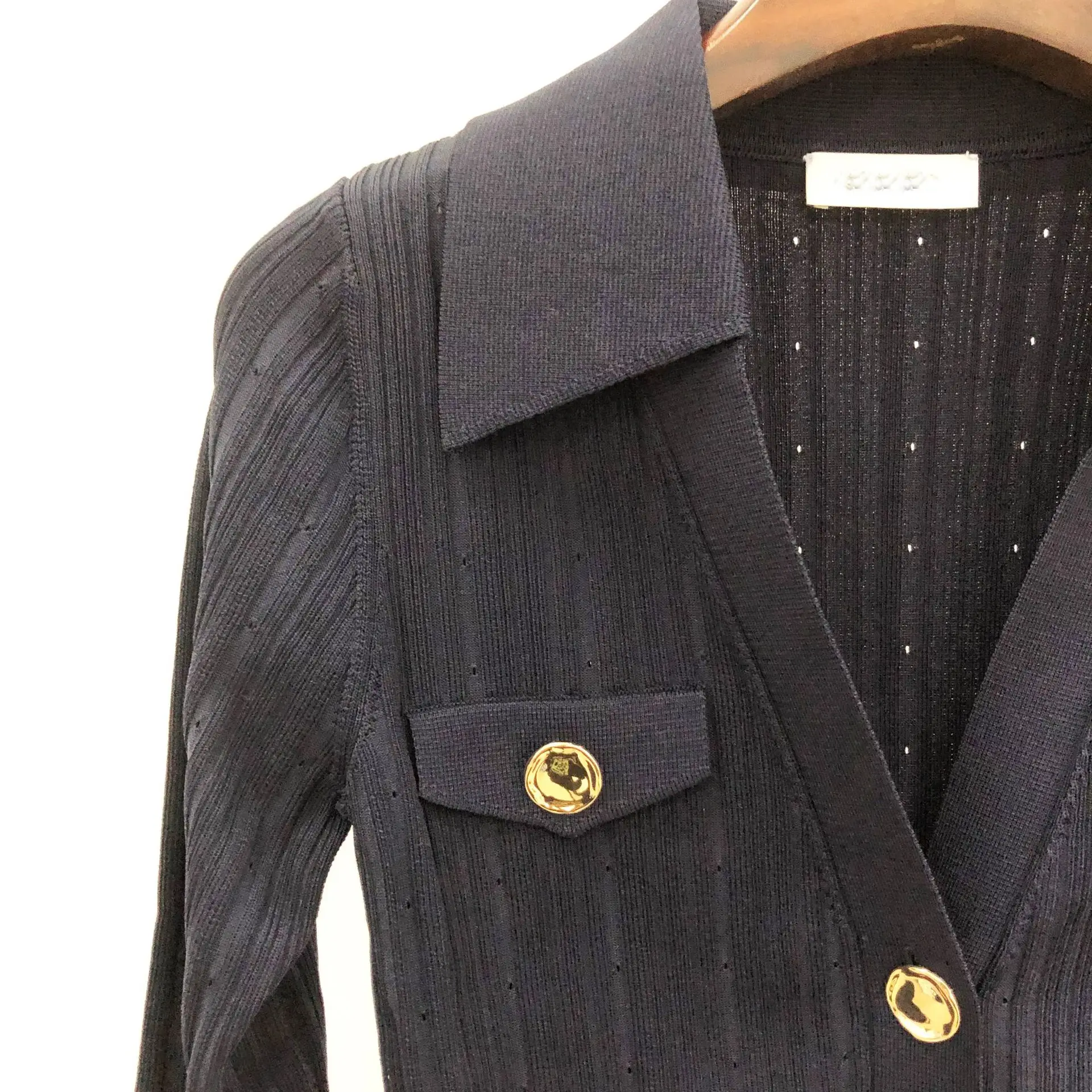 

Женский трикотажный кардиган с отложным воротником, однобортный облегающий кардиган в рубчик на раннюю весну