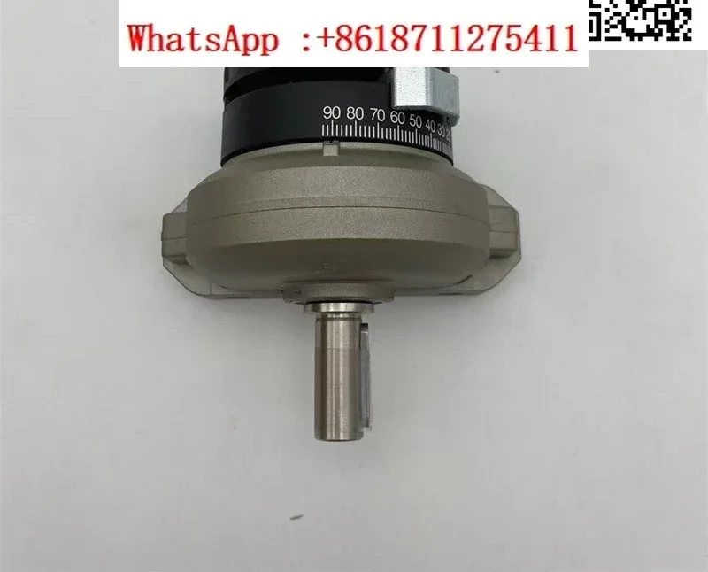 Поворотный привод с осевым четвертьоборотным приводом DSR-16/25-180-P 11910 11911