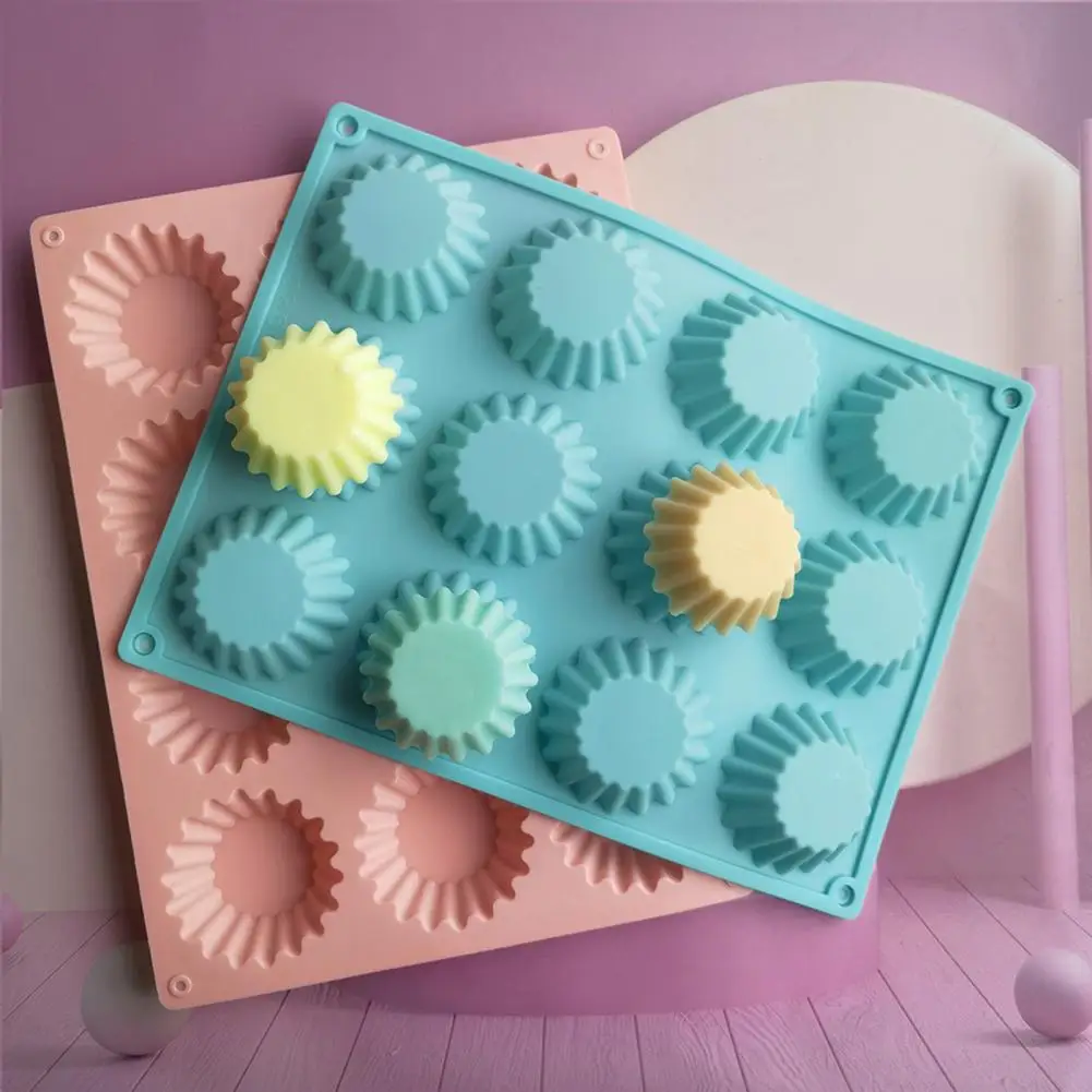 

Cupcake Mold Heat-resistant DIY 12 Cavity Jelly Muffin Mold Bakeware Tool