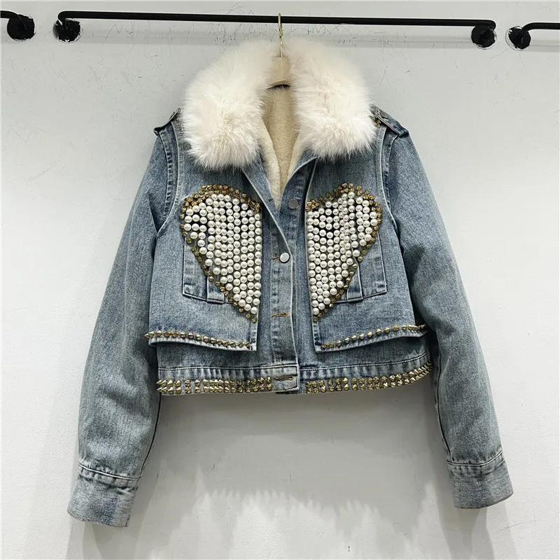 

Модное короткое джинсовое пальто с заклепками и жемчужинами, Женское зимнее пальто с воротником из искусственного меха лисы, теплая съемная меховая подкладка, синяя джинсовая куртка для женщин