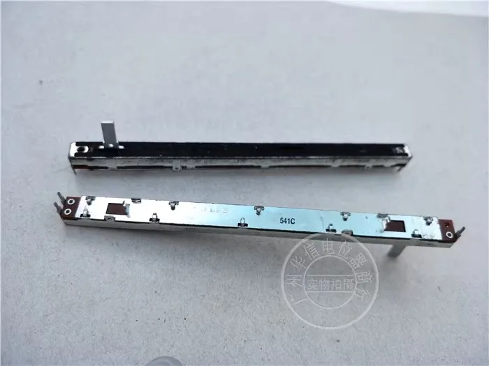 Смесительные фейдеры 12 8 см. Малые скользящий потенциометр B10K 541C.