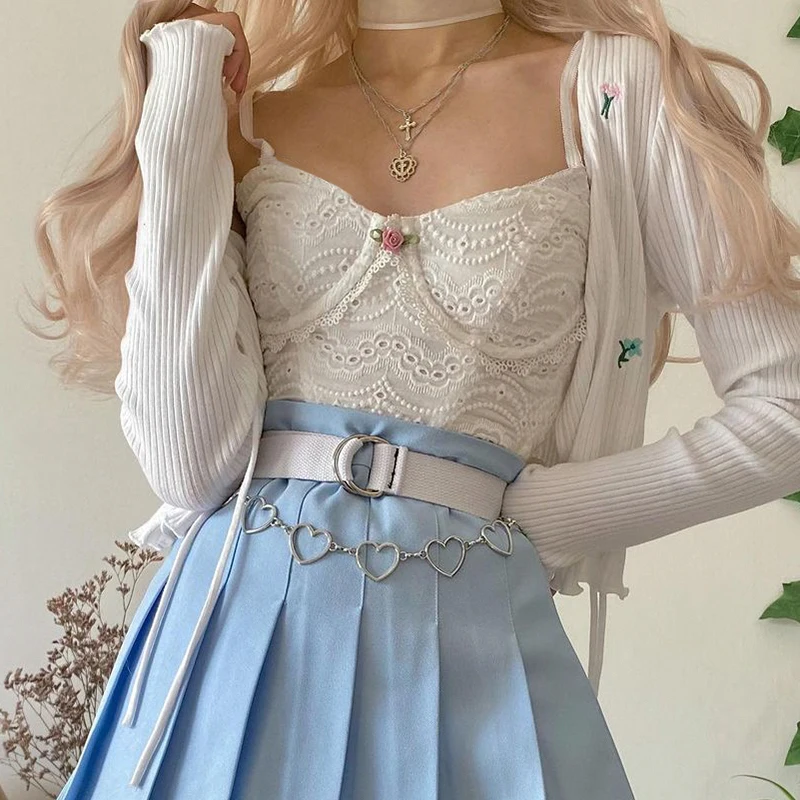 

WeiYao Y2K Lace Top Female 2000s Cute Kawaii Sweet Girl Clothes Sleeveless V Neck Fairycore Cropped Tanks Camis Summer