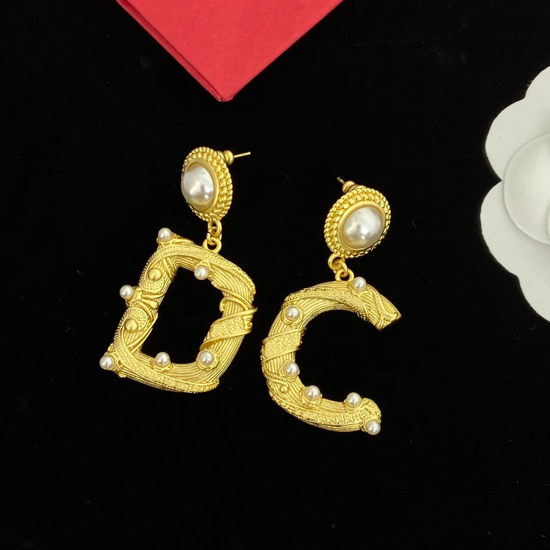 

New Earrings for Women Vintage Gold Metal Letters Pearl Earrings High Quality Asymmetric Large Earrings Christmas Gifts