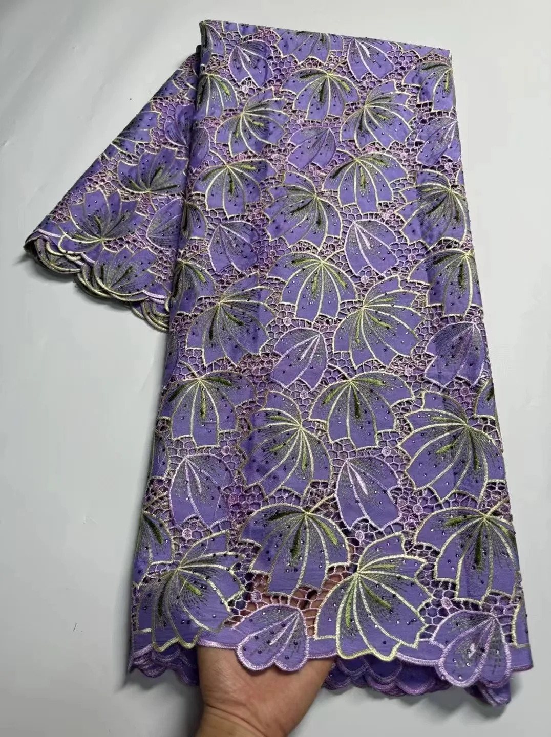 Африканская новая вышитая кружевная ткань хлопчатобумажная Водорастворимая