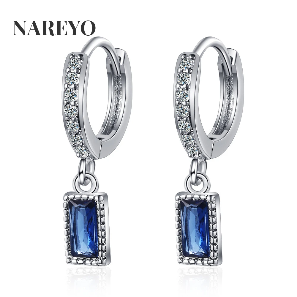 

Nareyo Women's Literature and Art Small Fresh Zirconium Diamond Set Sweet Blue Ear Buckle Short Earrings