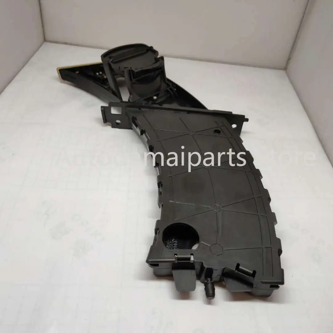 

Подстаканник/левая сторона для BMW E90E91 51459173467