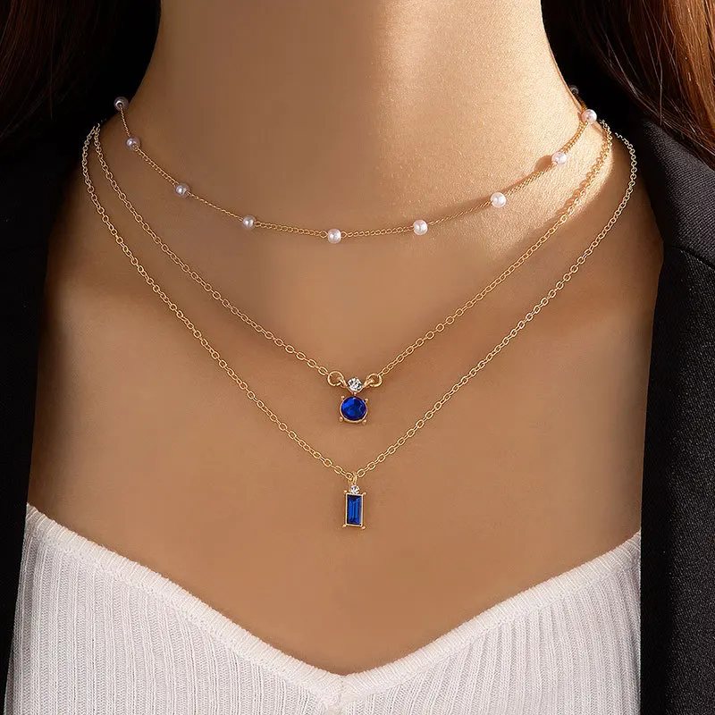 

Sweater chain creative retro imitation emerald blue green pearl chain multi-layer necklace simple three-layer clavicle chain