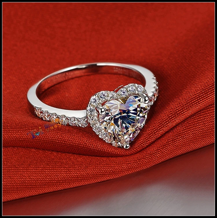 Женское однотонное Золотое кольцо с муассанитом бриллиантом в форме сердца 18