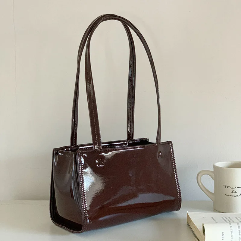 

Вместительная сумка через плечо из лакированной кожи 2022, трендовая модная женская Маленькая кожаная дизайнерская простая сумка и кошельки