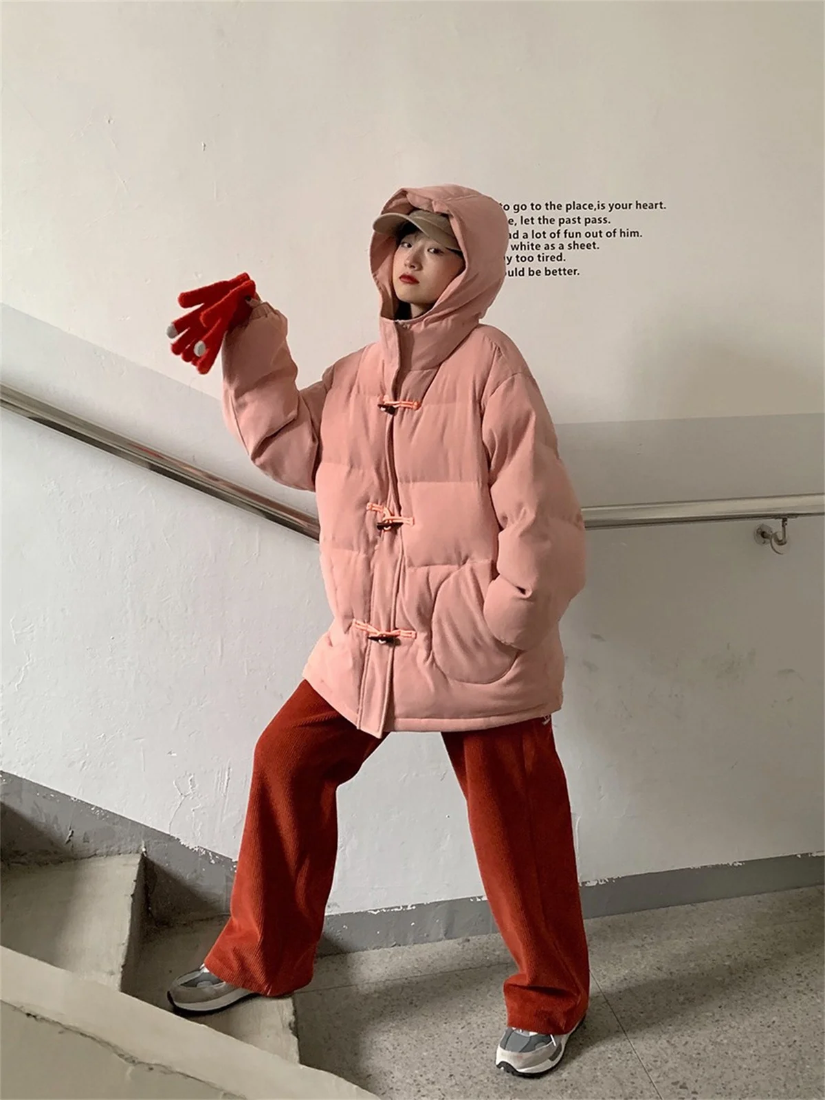 Korean 2022 New Autumn and Winter Girls' Horn Button Harajuku Style Hooded Peach Velvet Thick Coat Warm Cotton Jacket