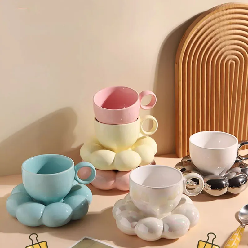 

Симпатичные керамические чашки со стандартной тарелкой, Набор чашек для кофе, молока, чая, европейская фарфоровая чашка, подарок, кухонная посуда, кружка 200 мл