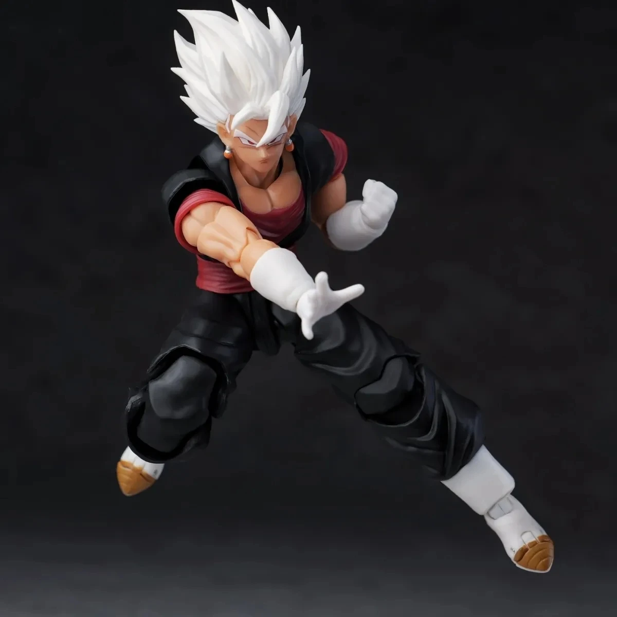 Фото В наличии: Коллекционная фигурка YGMW Studio Dragon Ball Vegito, цветная версия, аниме-модель, игрушка, подарок №5