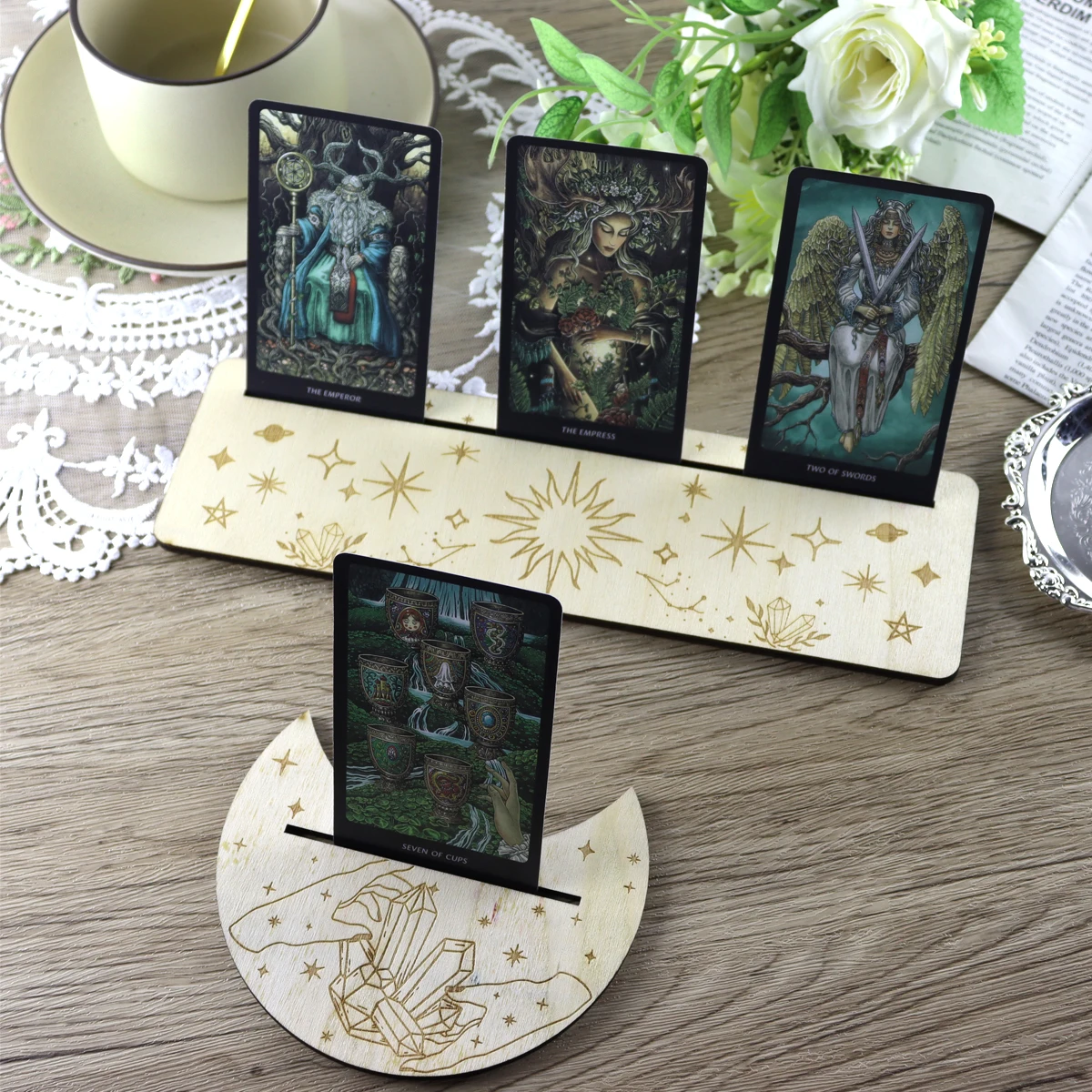 

Деревянная полка для дисплея Tarot, основание в форме Луны, полка для дисплея, основание для карт, деревянная подставка, набор зажимов для алтаря, рассказывание о особых ситуациях