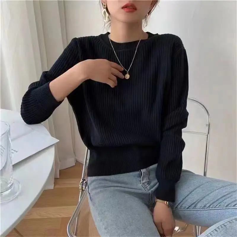 Рисунок 4 - Женский вязаный свитер в стиле Харадзюку