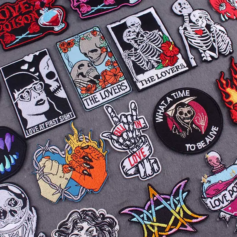 

Gothic Iron On Patches On Clothes Stripes DIY Skull Embroidered Patches for Clothing Thermoadhesive Patches Badges Accessory