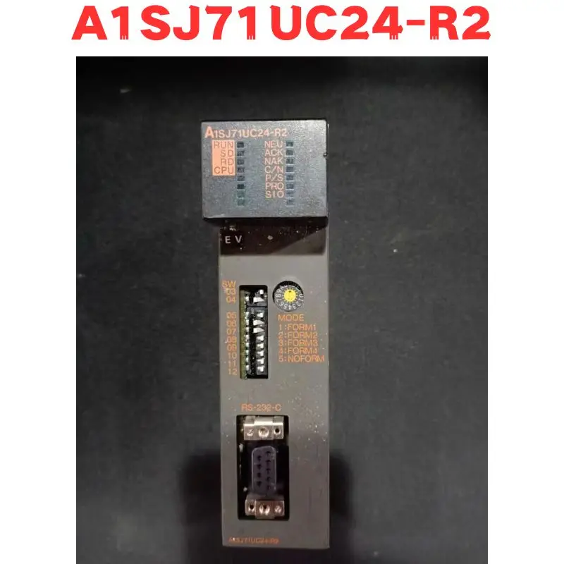 A1SJ71UC24 R2 Бывшая в употреблении деталь A1SJ71UC24 R2 модуль протестирован
