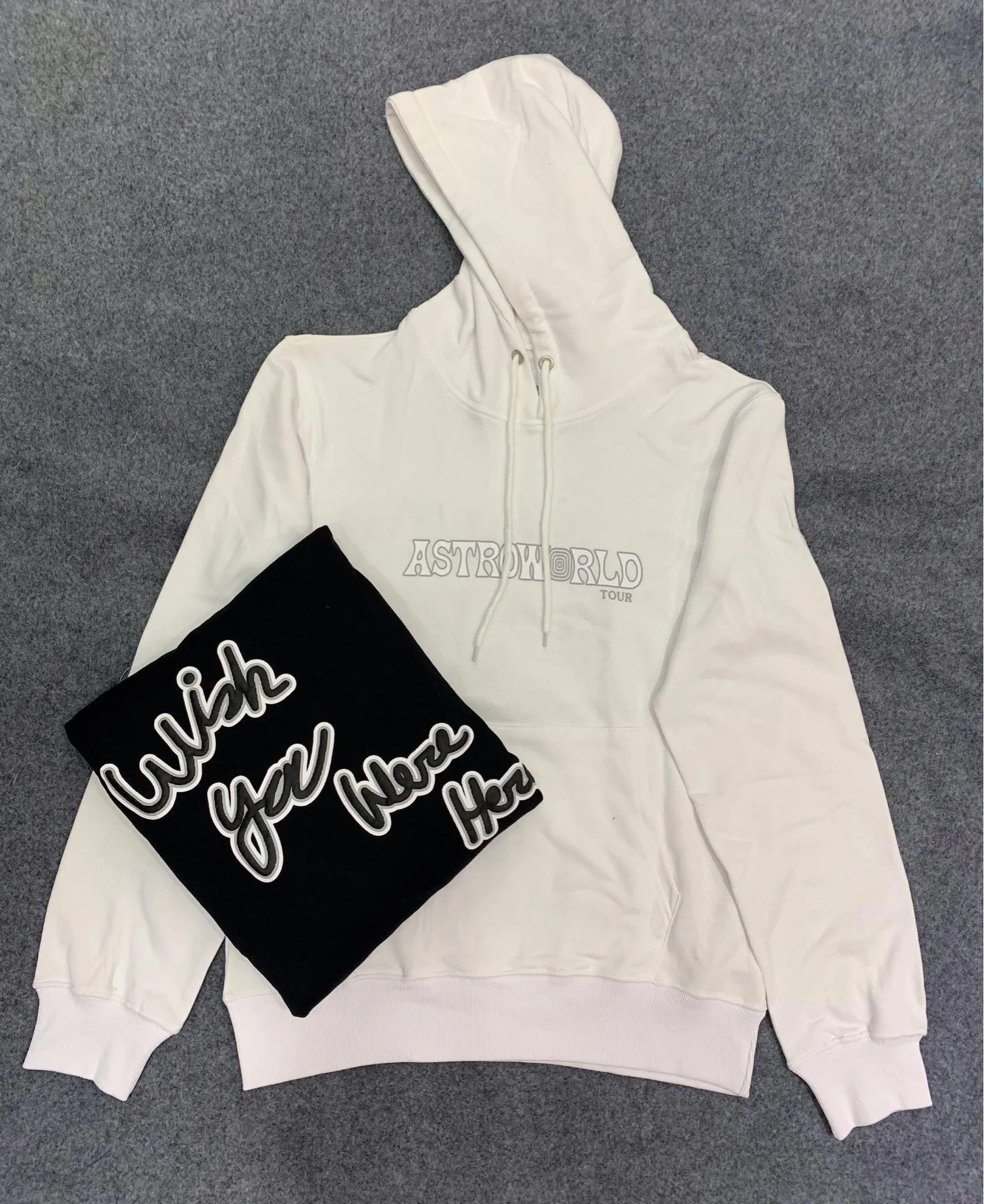 

2019 Travis Scott ASTROWORLD World Chicago Exclusive Letter Embroidery Women Men Hoodies Sweatshirt Hiphop Men Hoody Pullover