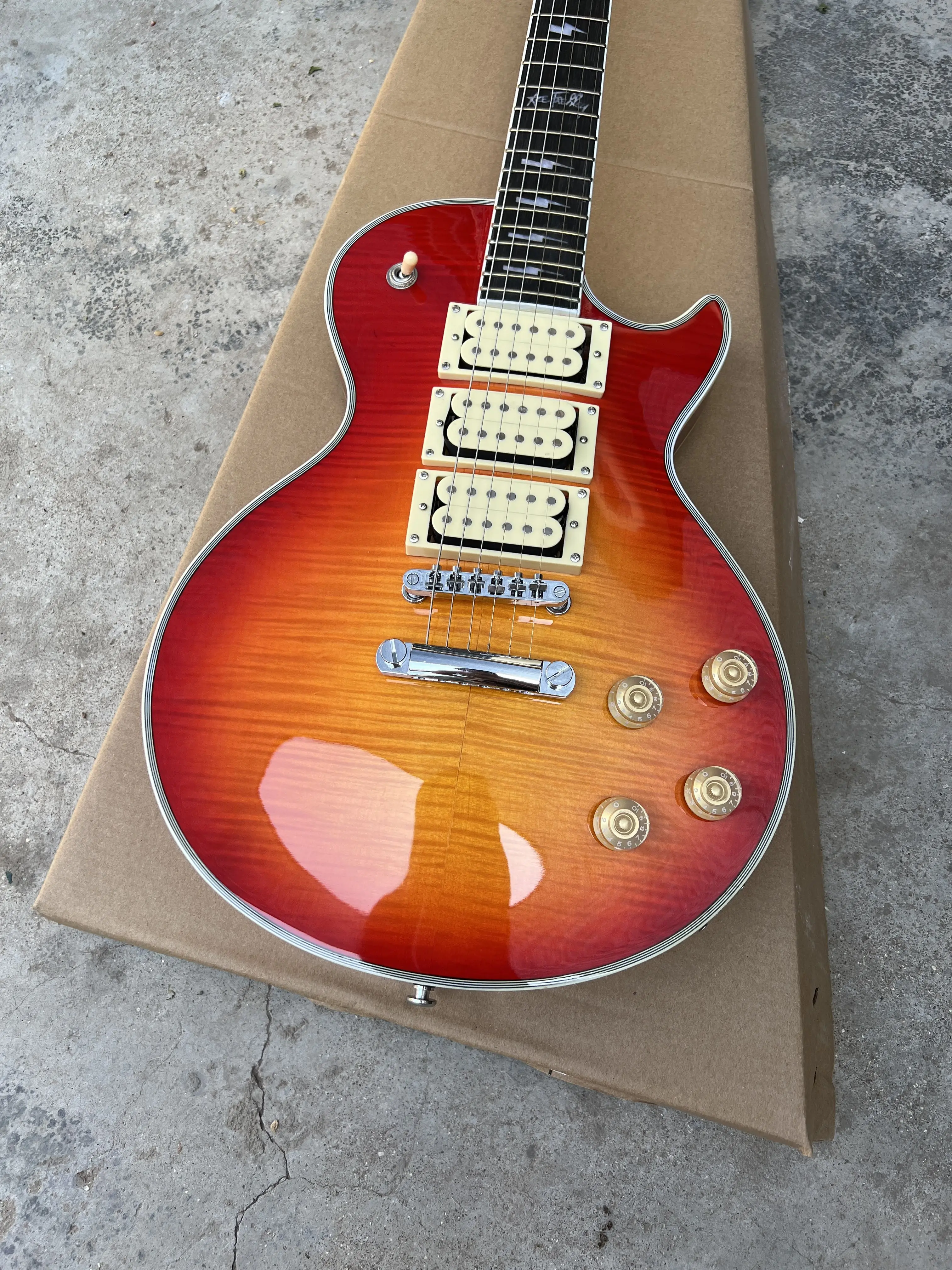 

Custom Electric Guitar Solid Body Cherry Sunburst Color Flame Maple Top Ace Frehley 3 Pickups High Quality Guitar Free Shipping