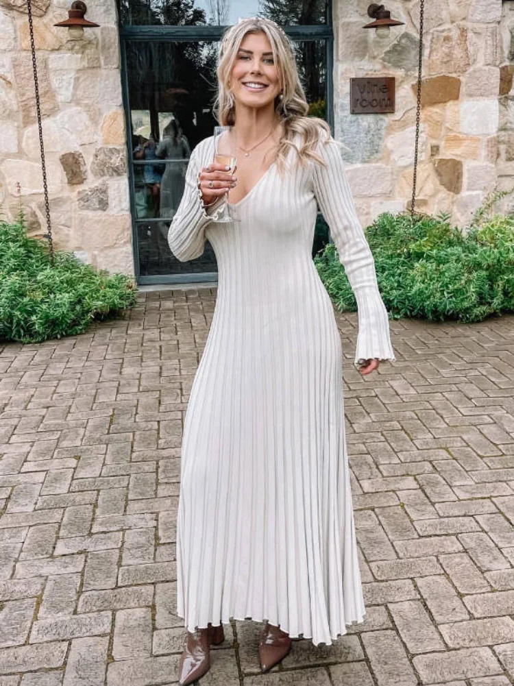 

Женское длинное платье с V-образным вырезом, длинным рукавом