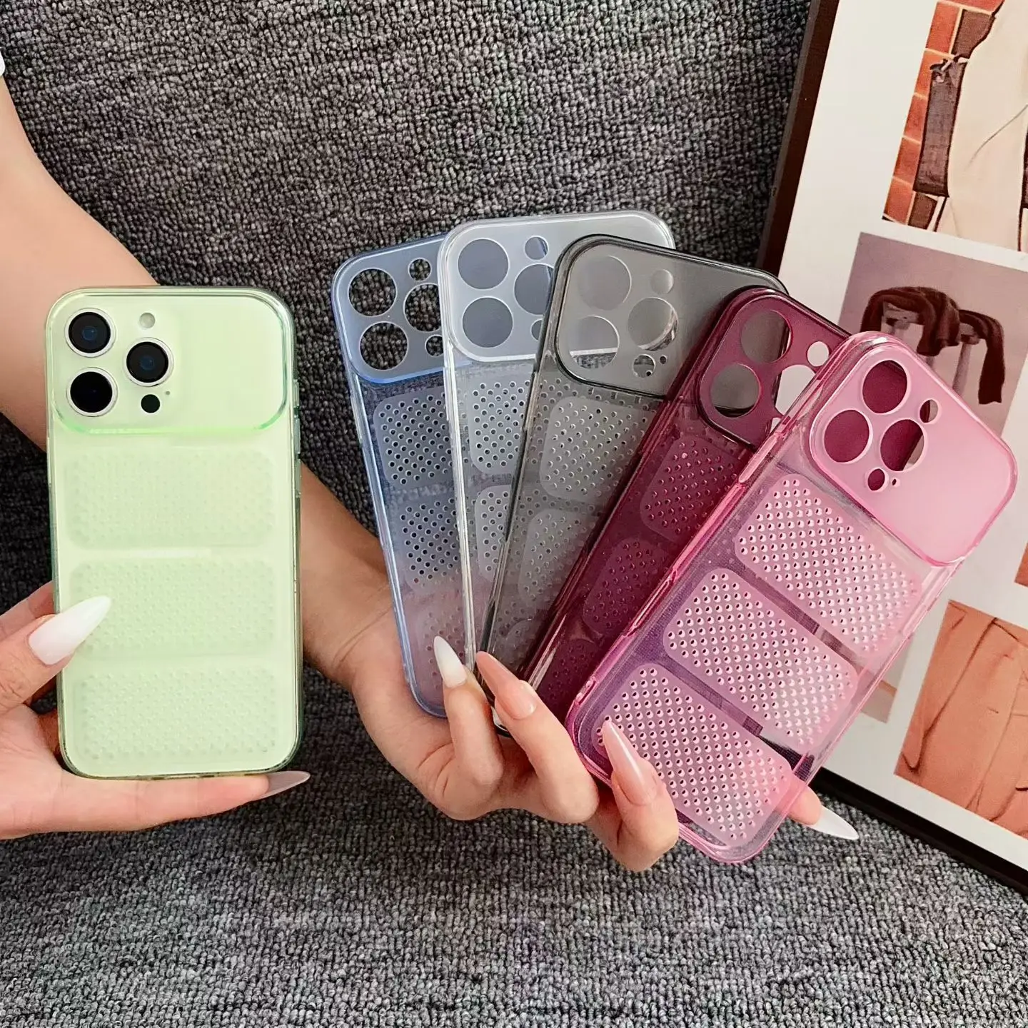 Фото Ультратонкие чехлы для iPhone 15, 16, 17 Pro Max с охлаждением и рассеиванием тепла, сетчатые, дышащие, из мягкого TPU, в конфетных цветах №3
