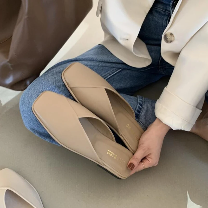 Сланцы Baotou женские полутапочки плоская подошва римские шлепанцы бежевые лето 2023