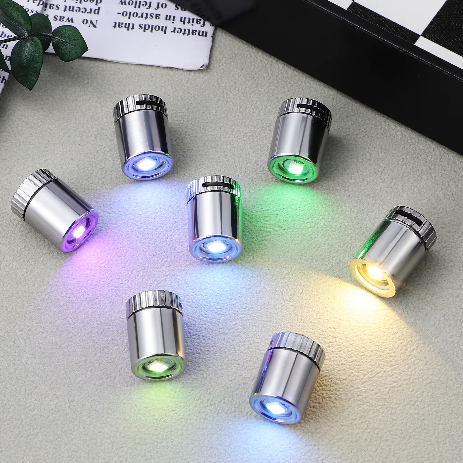 Мини светодиодные фонарики YUNLIGHTS 24 шт.