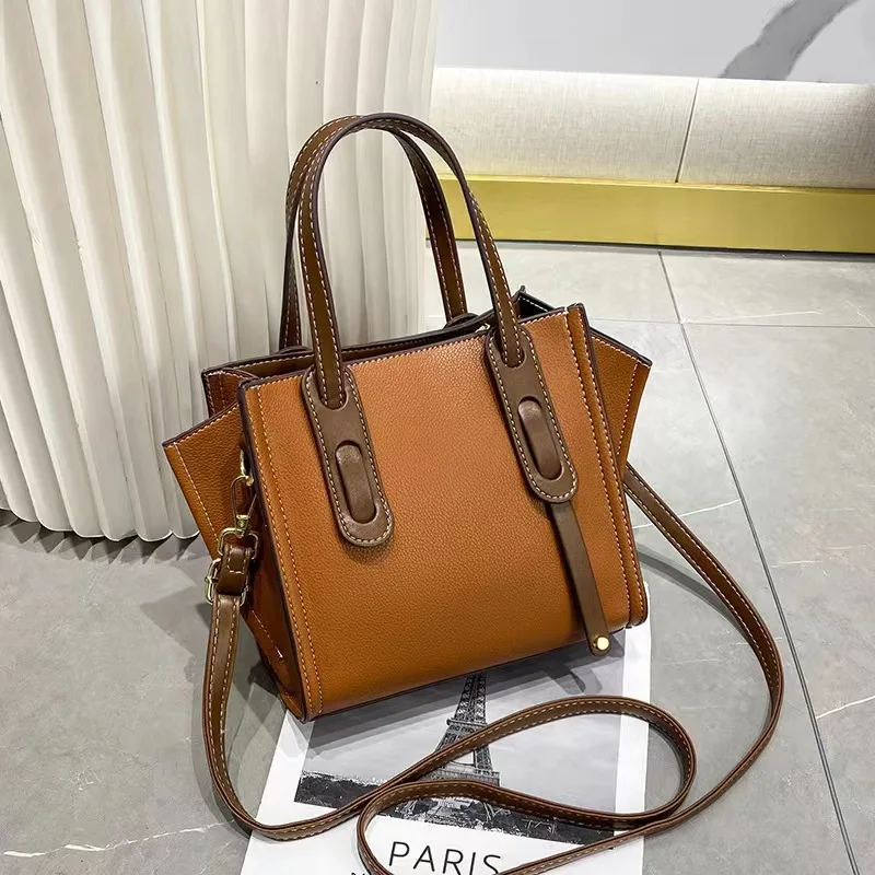 Retro women's bag Light luxury handbag retro texture shoulder bag niche crossbody bag