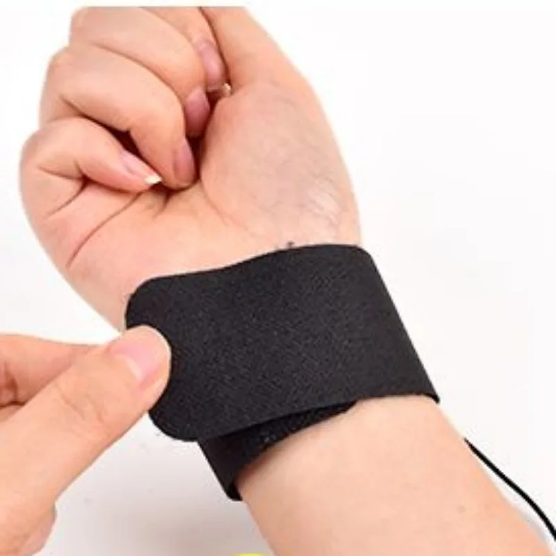 Футбольный возвратный мяч для рук мячи на запястье губка резиновый отскока