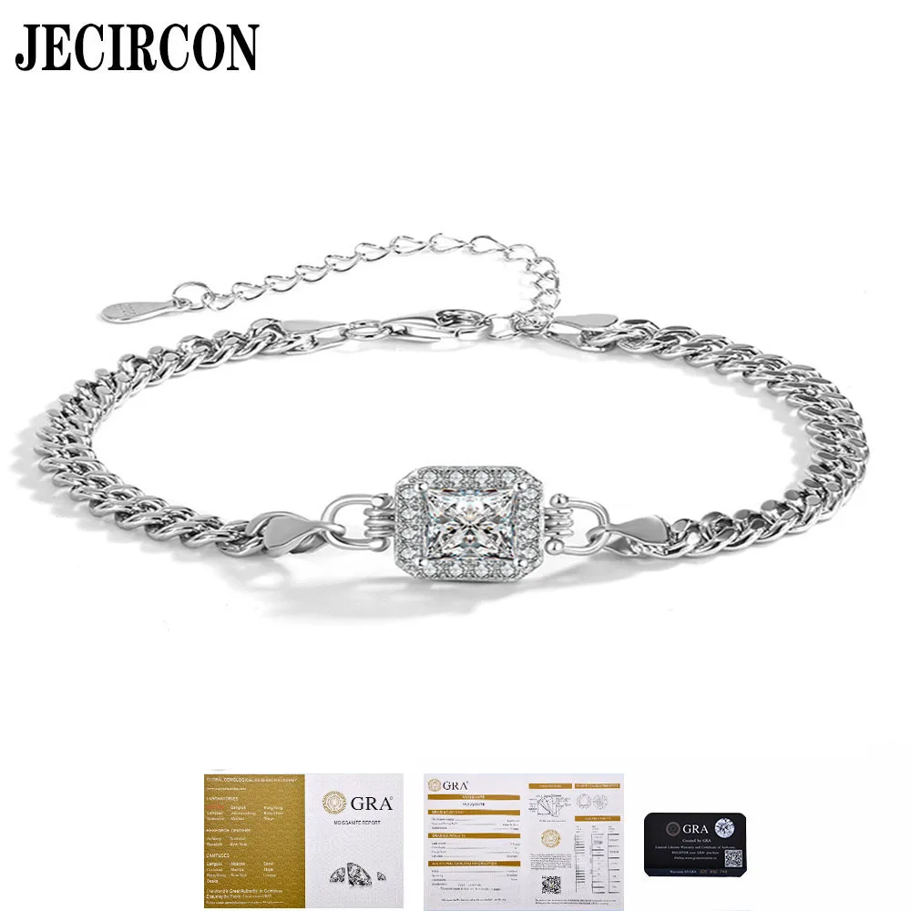 Женский браслет с муассанитом из серебра 925 пробы