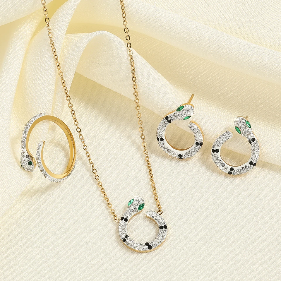 Комплект из колье и серёг нержавеющей стали